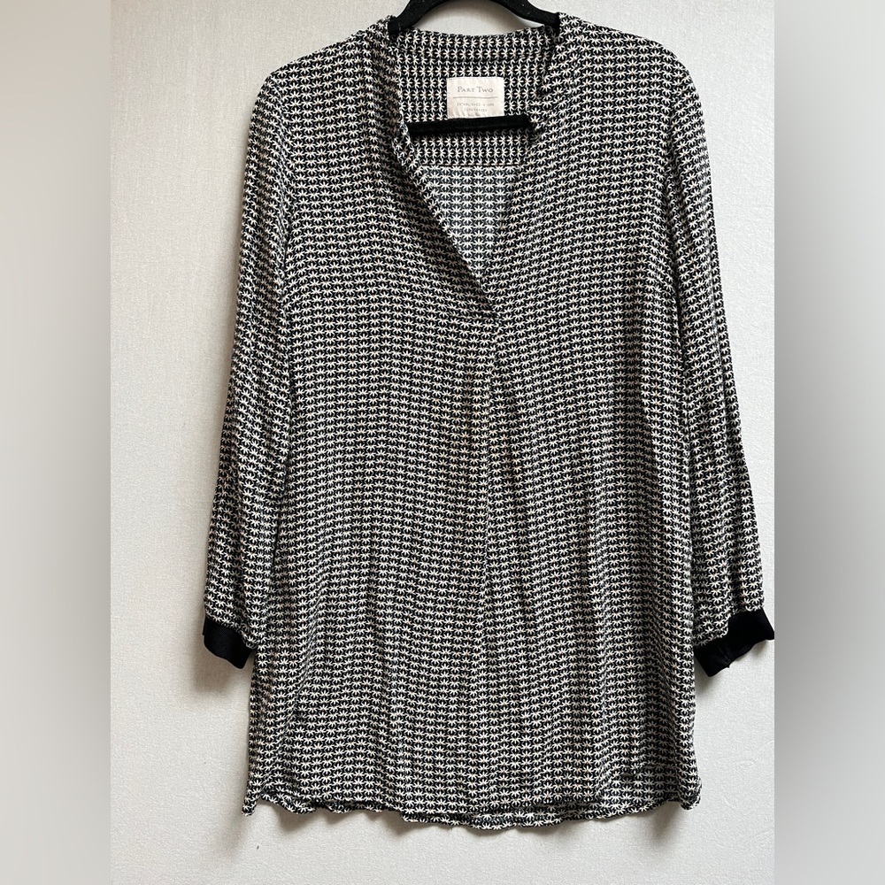 Part Two Geometric Floral Print V-Neck Tunic Blouse Size 6